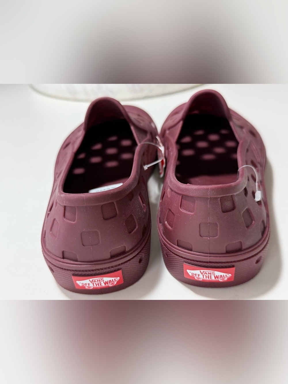 NWT Vans Slip-On TRK, all-rubber, water-friendly outdoor to be Hybrid W 9.5/ M 8 - Picture 2 of 8